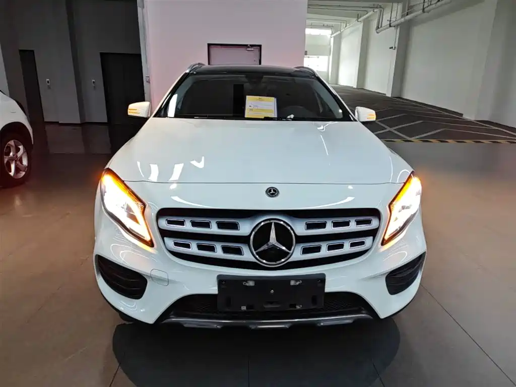 Mercedes-Benz GLA 2019 GLA 200 Fashion фото 3