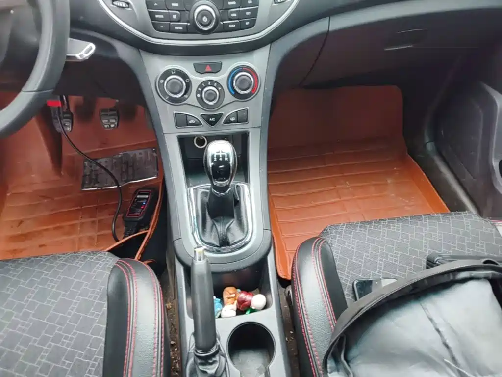 Cowin Kaiyi C3 2015 2015 1.5L Manual Gold Diamond