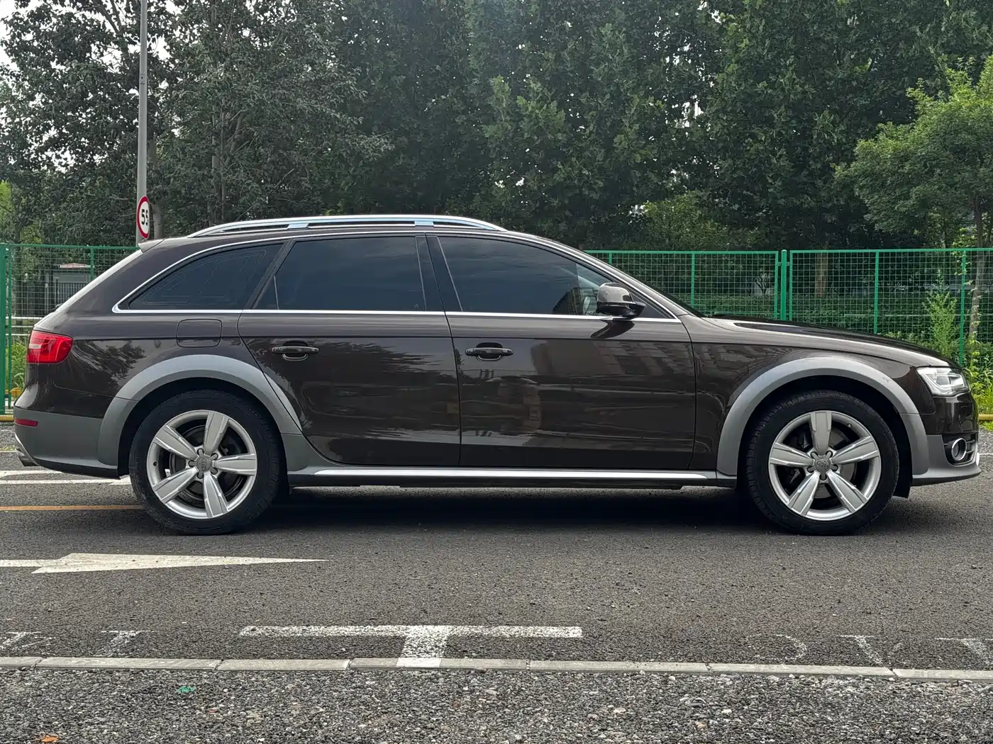 Audi A4 (Import) 2016 2014 40 TFSI allroad quattro plus