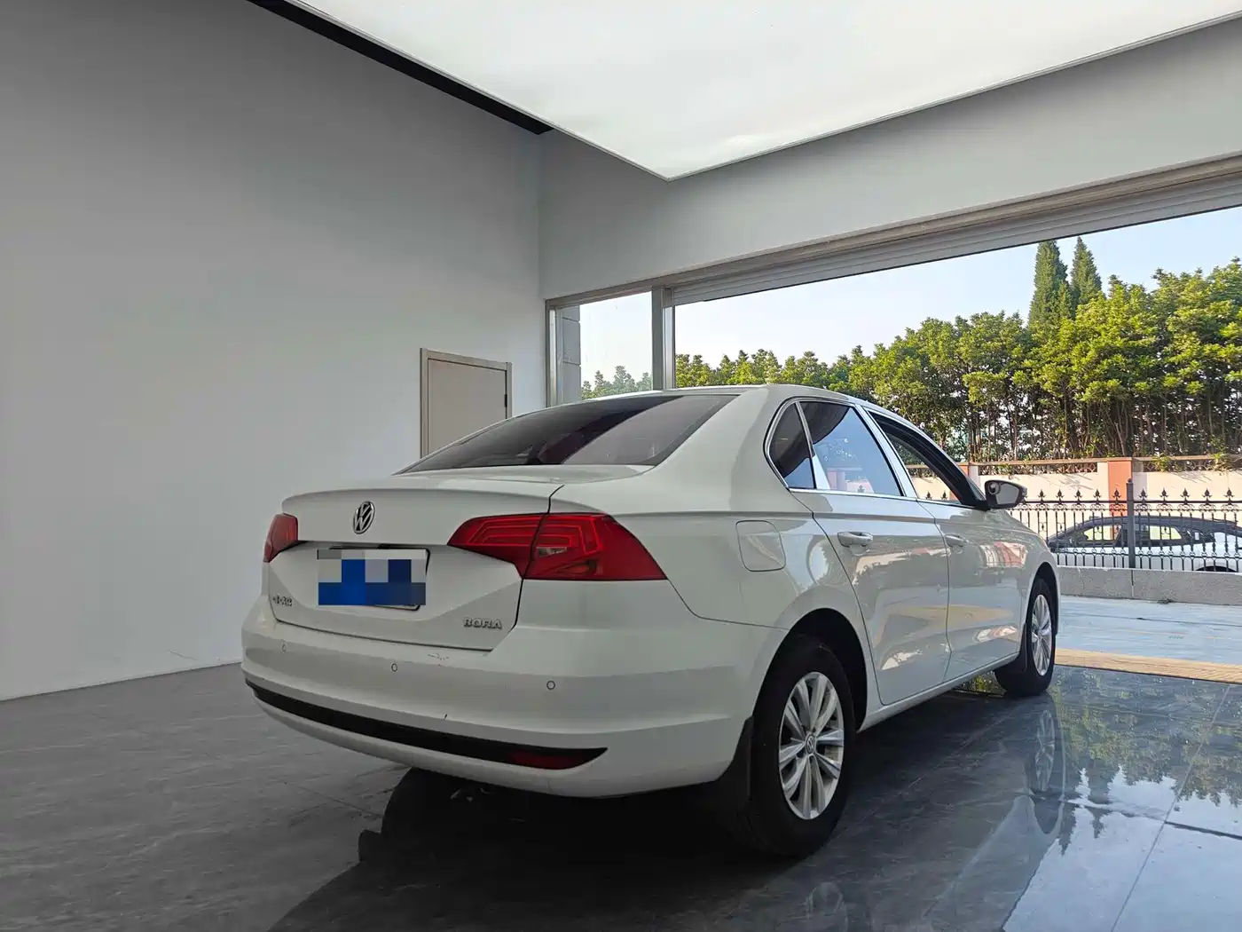 Volkswagen Bora 2018 1.5L Manual Fashion фото 5