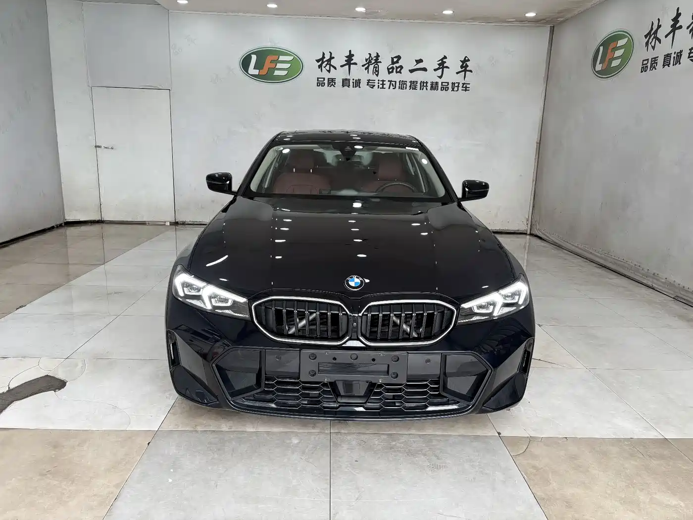 BMW 3 Series 2025 330Li M Sport Night Edition фото 3