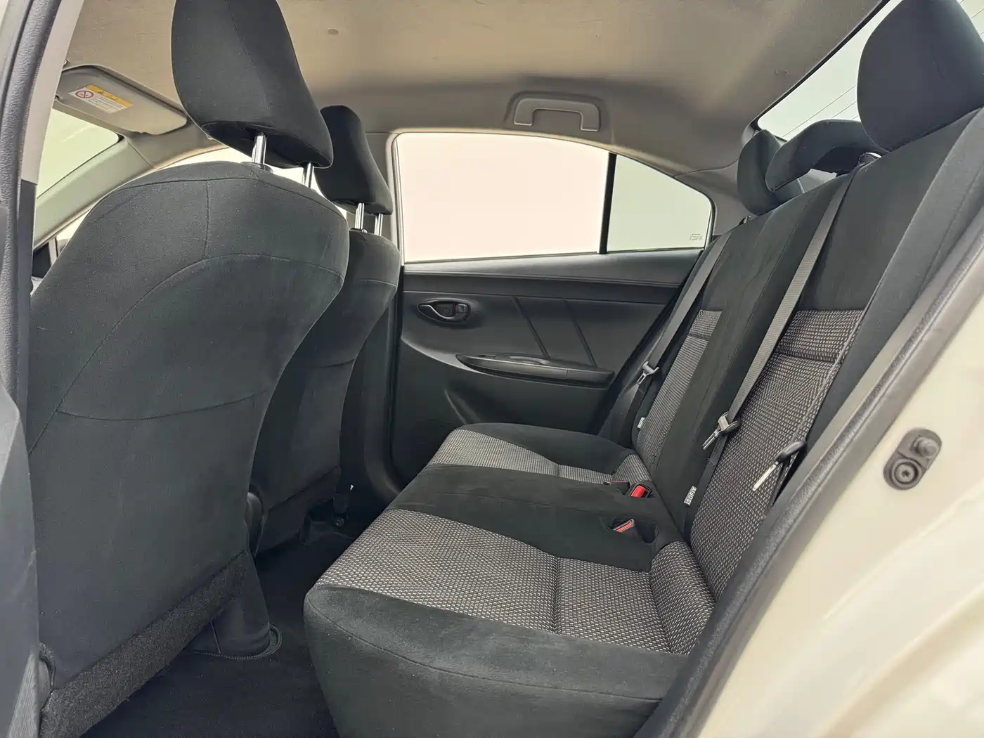Toyota Vios 2017 1.5L CVT Pioneer фото 18