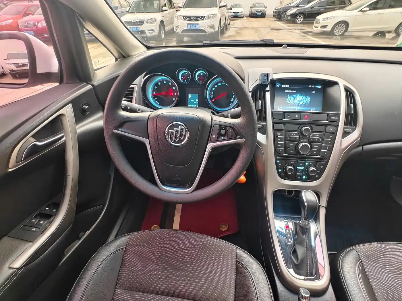 Photo 7 - Buick Excelle