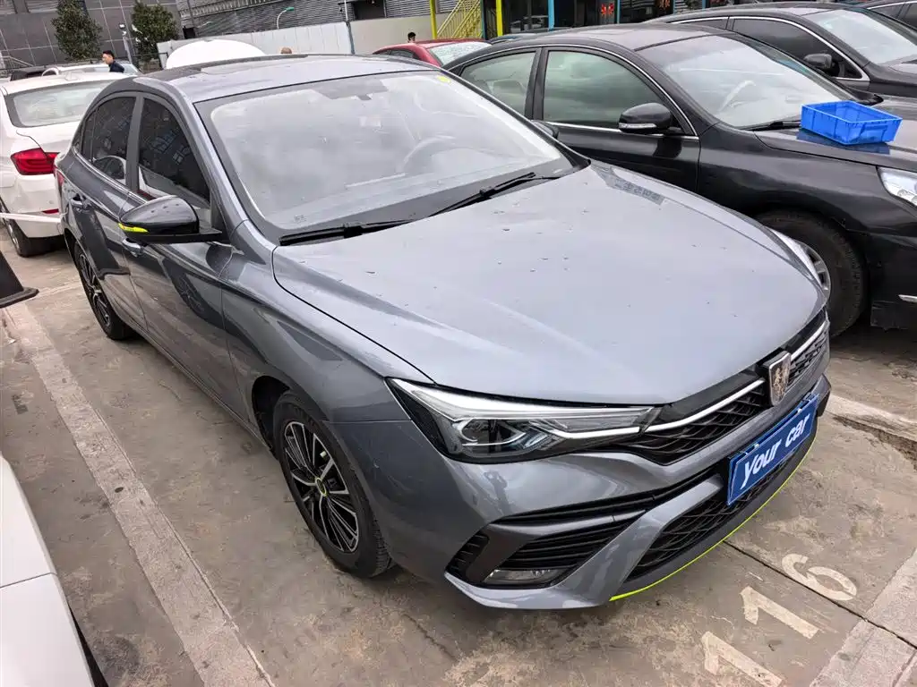 ROEWE I5
