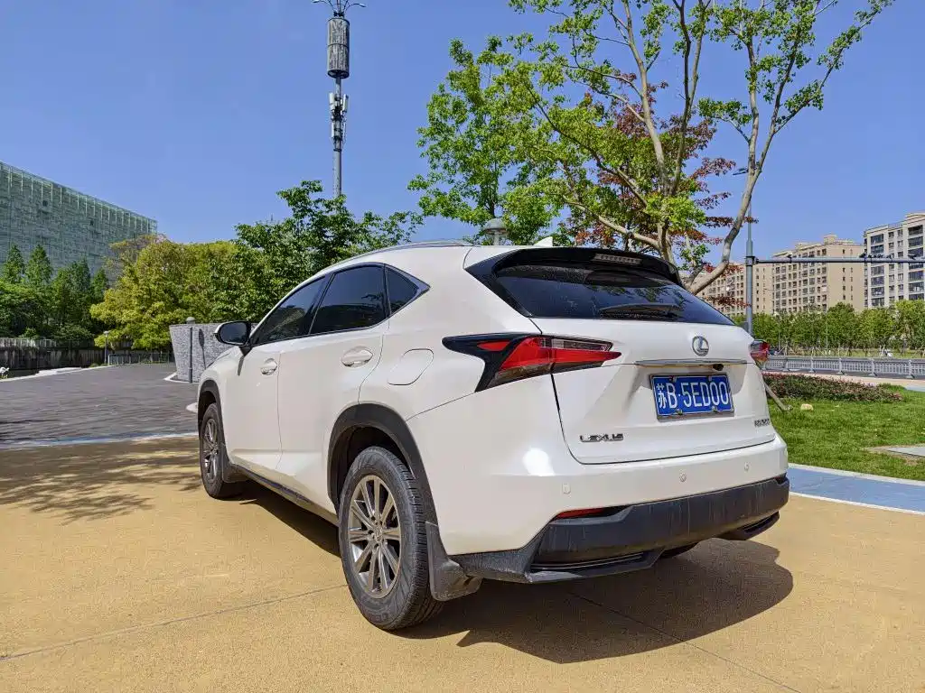 Lexus NX 2015 200 FWD Premium фото 4