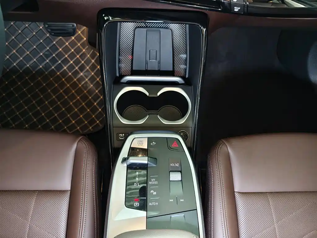 BMW X1 2023 sDrive25Li X Design Package фото 11