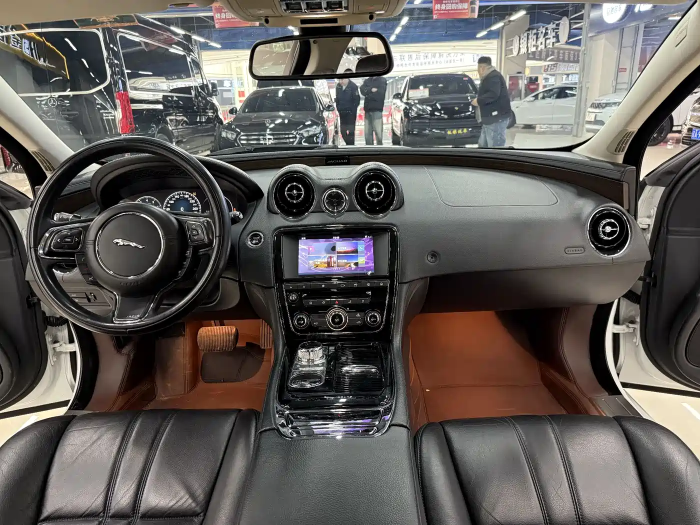 2018 Jaguar XJ