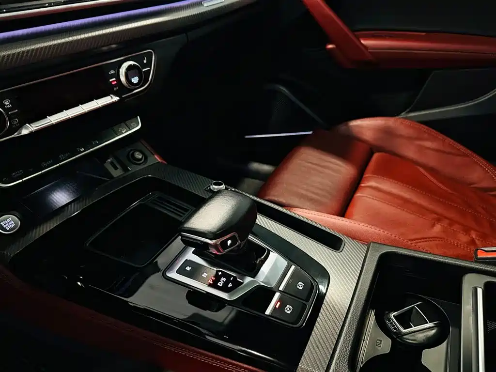 Audi Q5L 2021 40 TFSI Premium Life Edition фото 11