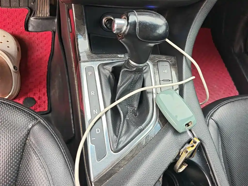Kia K5 2014 2.0L Automatic LUXURY фото 14