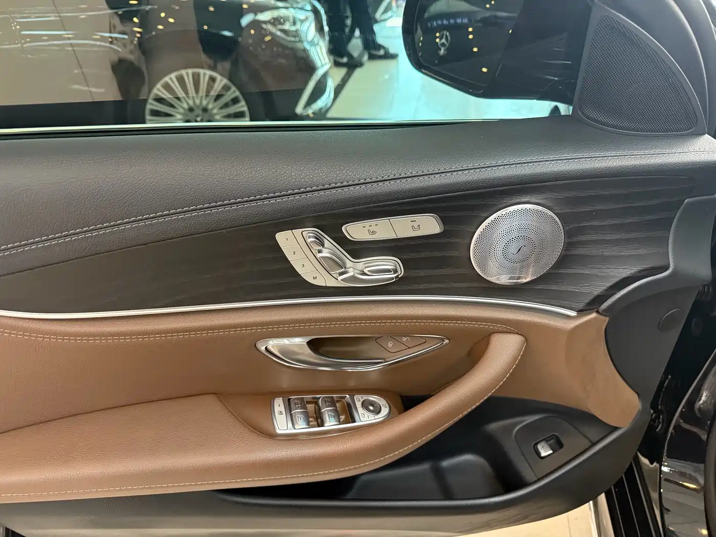 Mercedes-Benz E-Class 2020 Facelift E 300 L Sport Exclusive фото 9