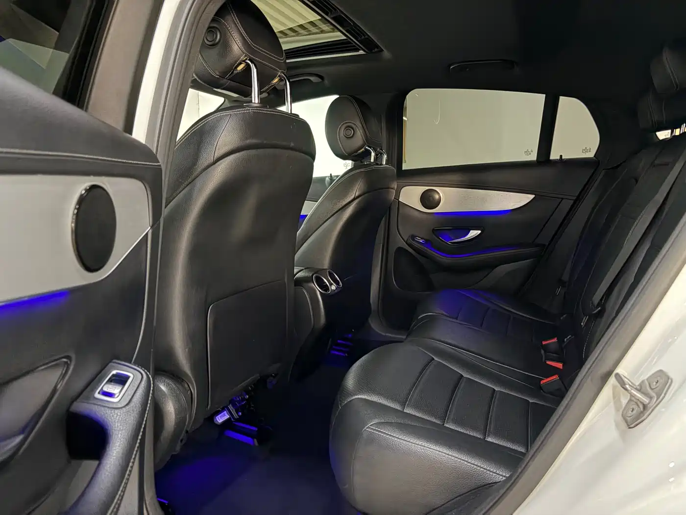 Mercedes-Benz GLC Coupe 2021 GLC 260 4MATIC Coupe SUV фото 4