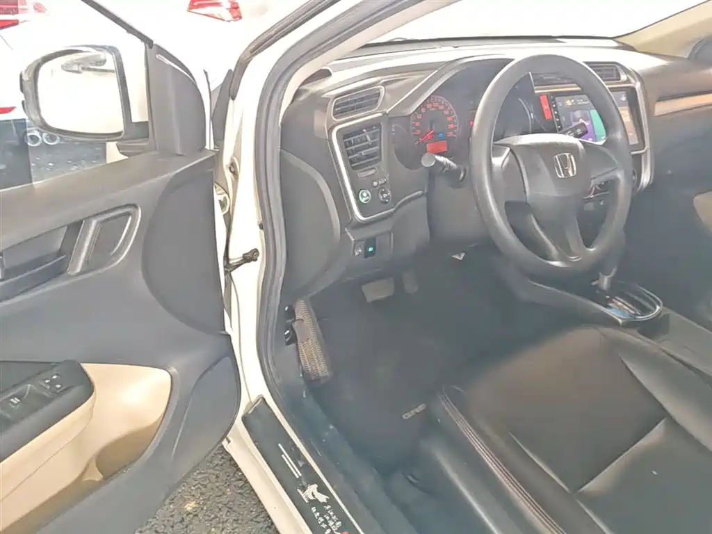 Honda Greiz 2018 2016 1.5L CVT Classic Edition