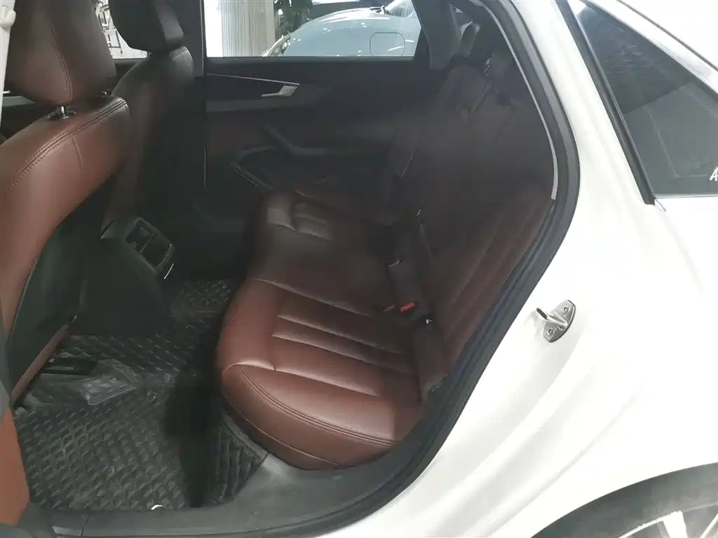Audi A4L 2019 40 TFSI Progressive (China VI) фото 14