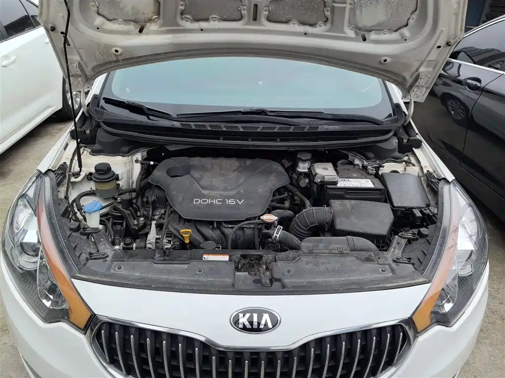 Kia K3 2015 1.6L Manual GL фото 16