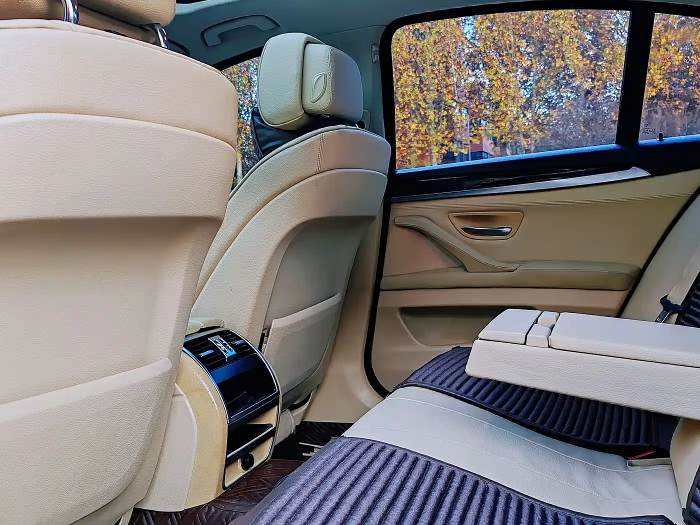 BMW 5 Series 2013 520Li Elegance фото 16