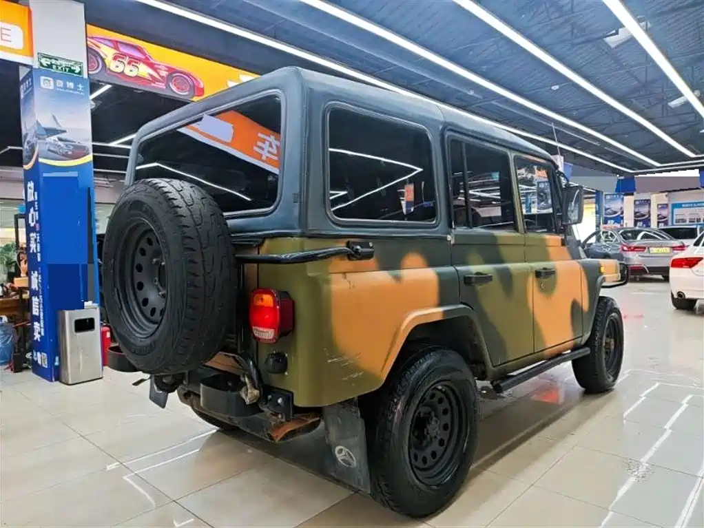 BAW (Beijing Automobile Works) 212 Classic 2019 Model 1.5T Square Door China V фото 7