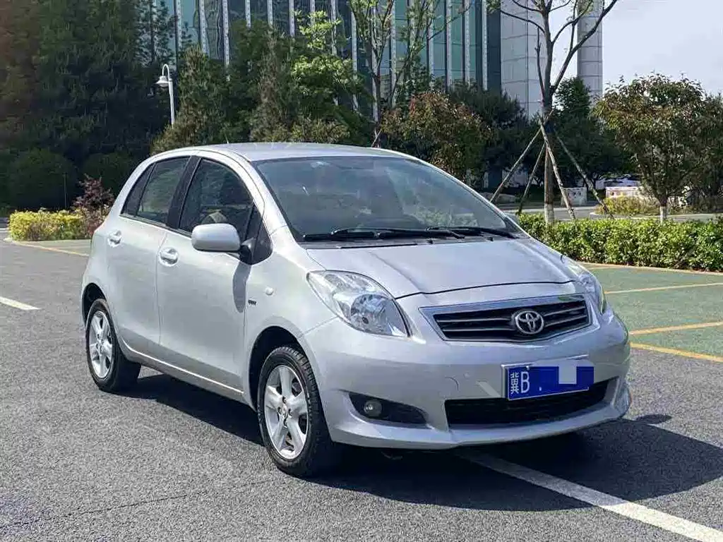 Toyota Yaris 2011 1.6GS Auto Sharp Edition