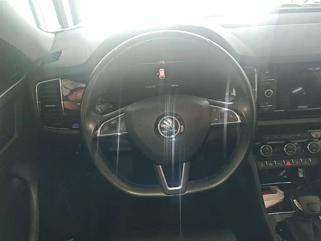Škoda Kodiaq 2019 Facelift TSI330 5-Seater 2WD Luxury Premium Edition China VI фото 17