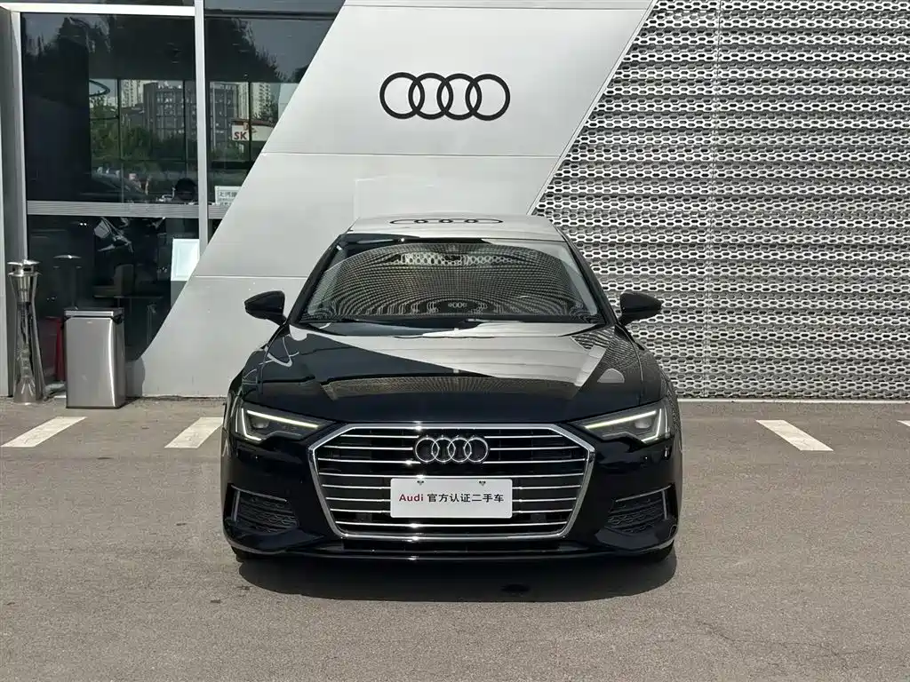 Audi A6L 2019 40 TFSI Luxury Elegance фото 2
