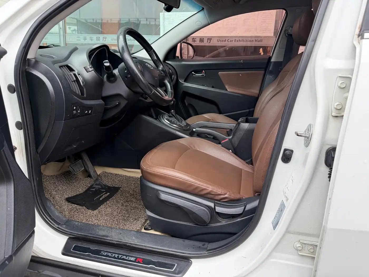 Kia Sportage 2012 2.0L Automatic 2WD GL фото 8
