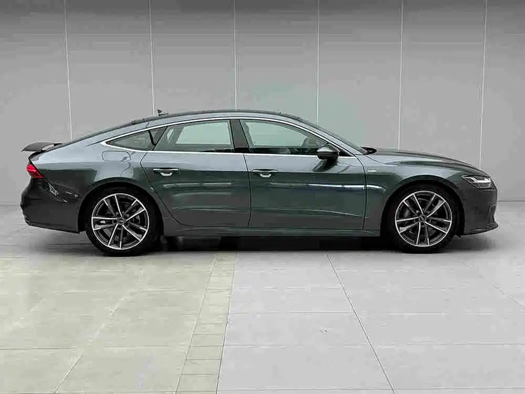 Фото 3 - Audi A7