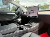 Фото 10 - Tesla Model 3