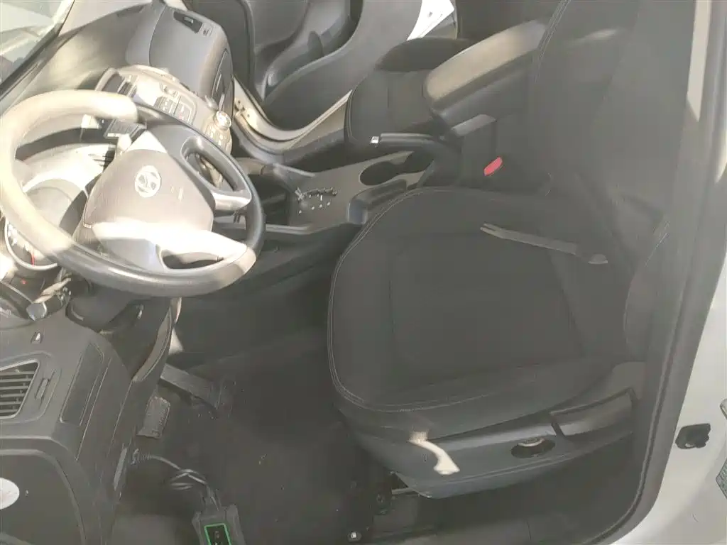 Hyundai Beijing Hyundai ix35 2015 2.0L Automatic 2WD Comfort China V фото 15