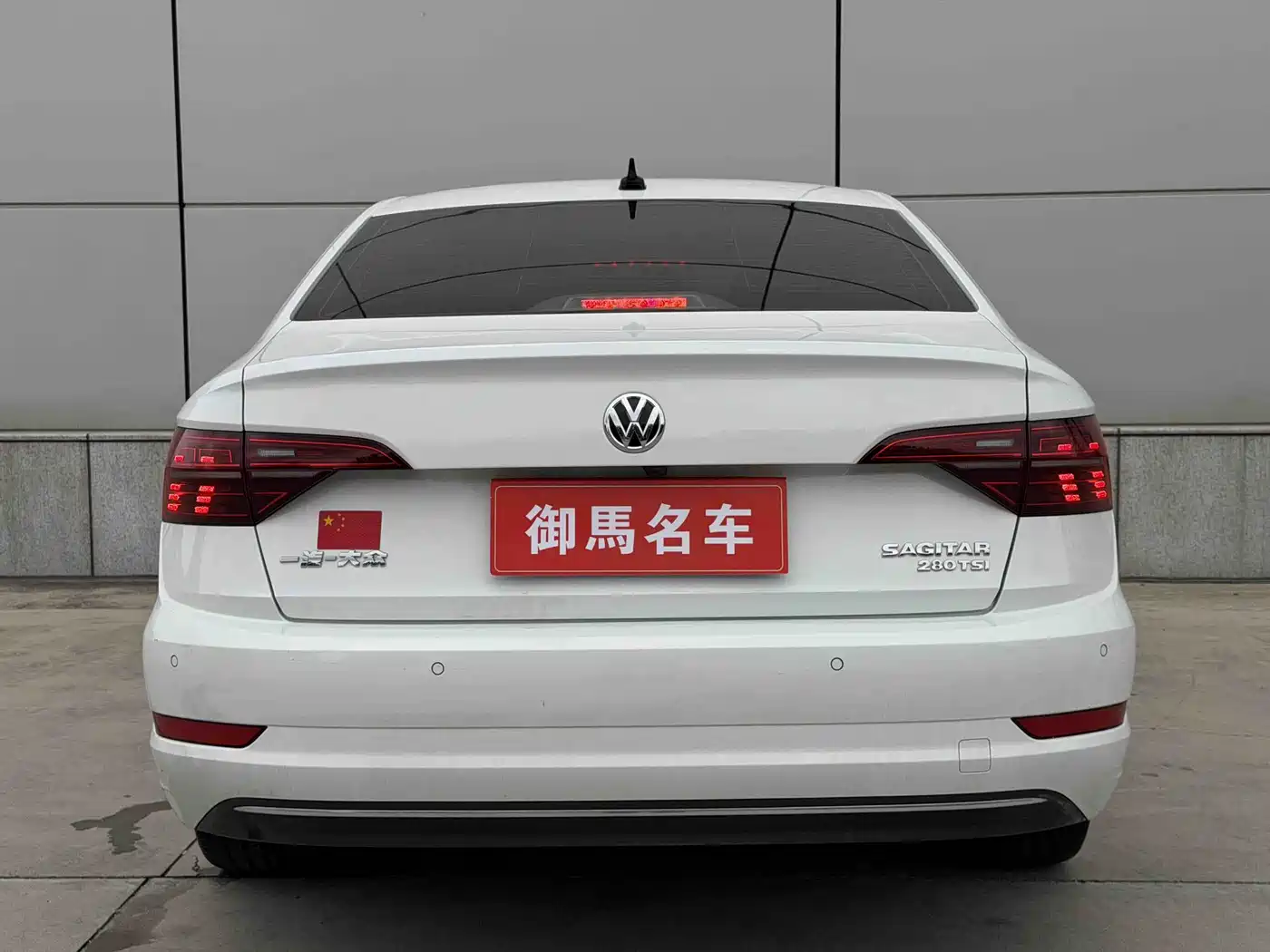Volkswagen Sagitar 2022 280TSI DSG Surpassing Edition фото 4