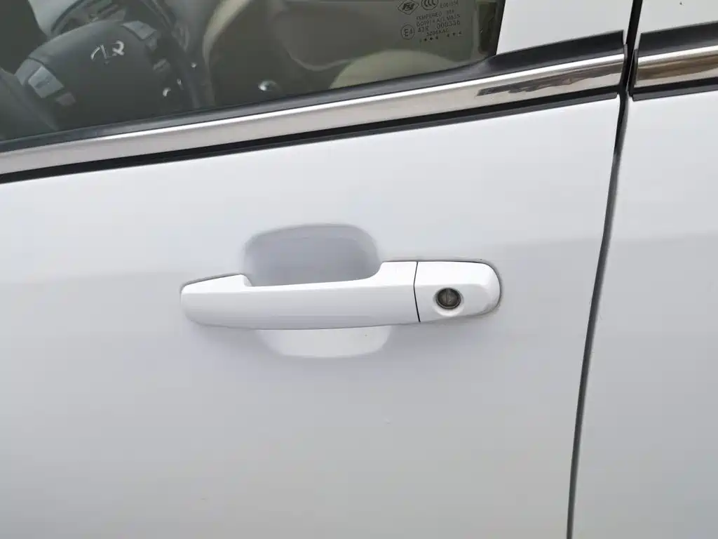 Chery E5 2012 2011 1.5L Manual Premium