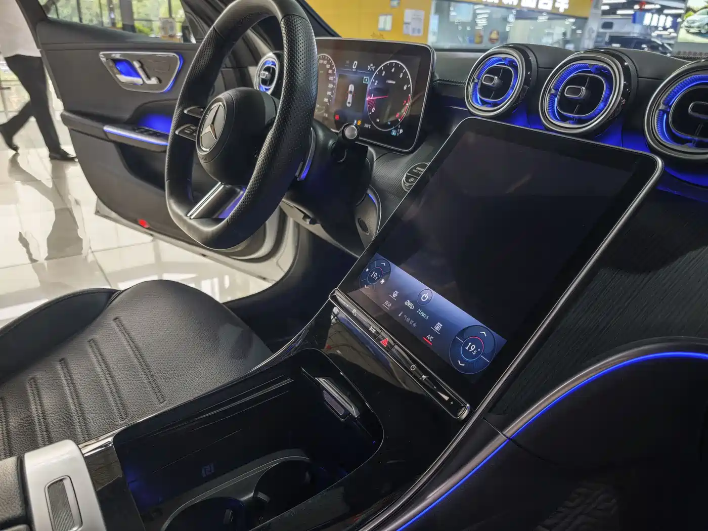 Mercedes-Benz C-Class 2023 C 260 L Sport фото 11