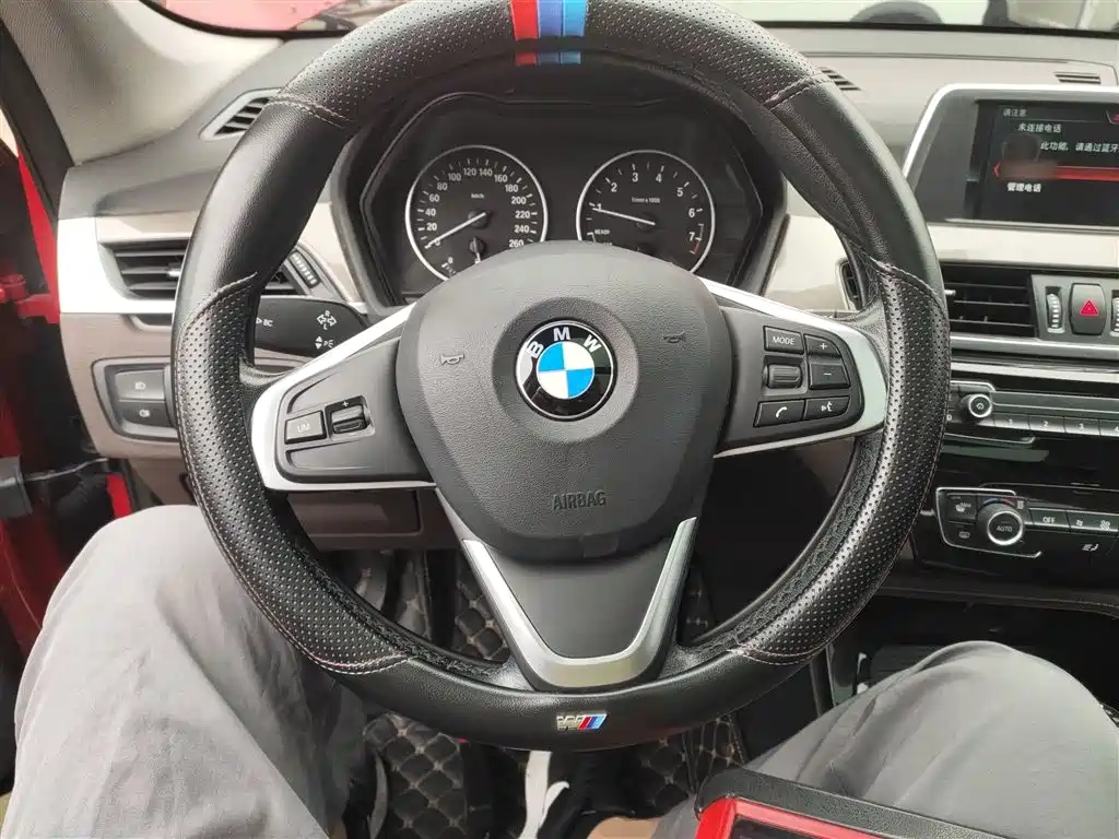 BMW X1 2018 sDrive18Li Premium Model фото 7