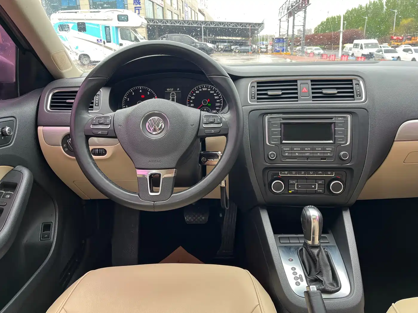 Volkswagen Sagitar 2012 1.4TSI Automatic Luxury фото 7