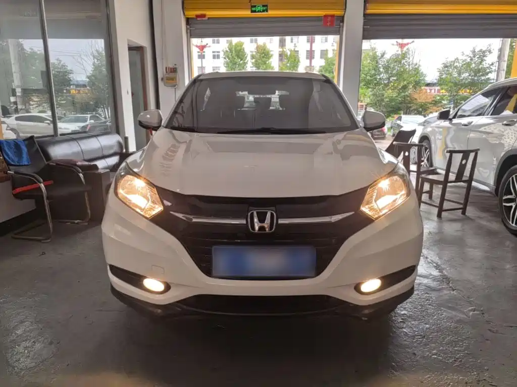 Honda Vezel 2015 2015 1.5L CVT 2WD Comfort