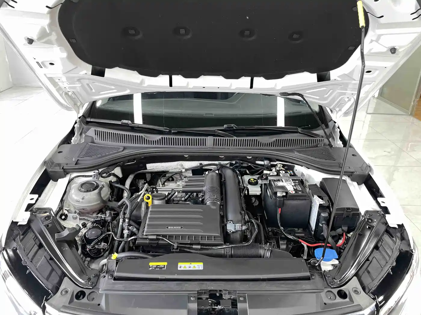 Volkswagen Sagitar 2022 280TSI DSG Surpassing Edition фото 17