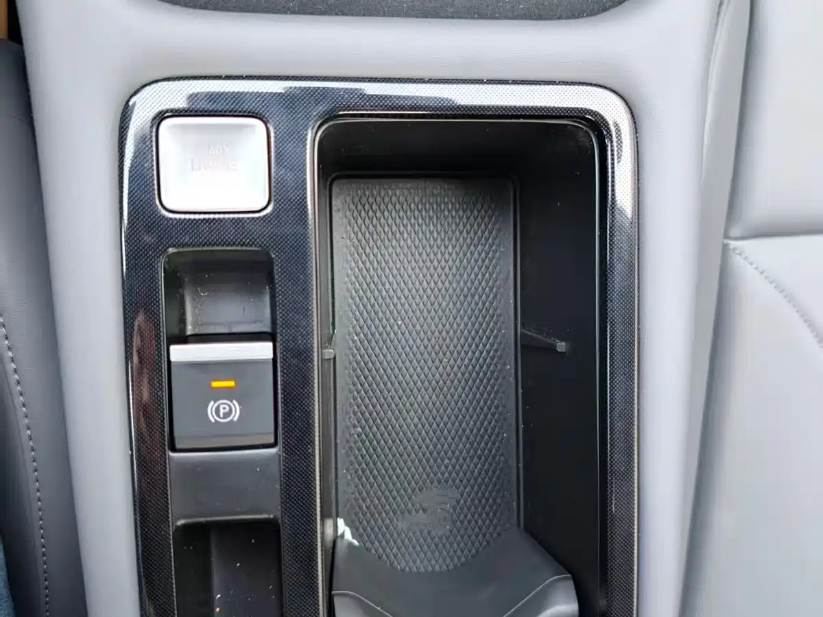 Volkswagen Lavida 2025 PRO 1.5T фото 16