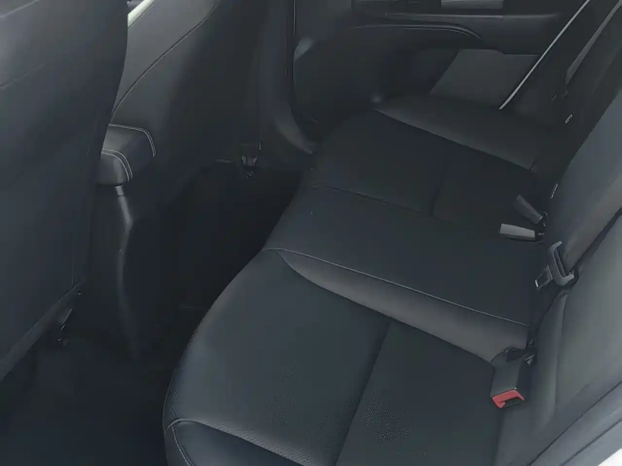 Kia KX1 2021 1.4L CVT Fun Sunroof Version фото 16