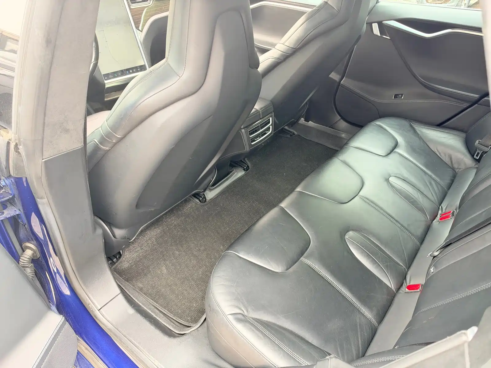 Фото 6 - Tesla Model S