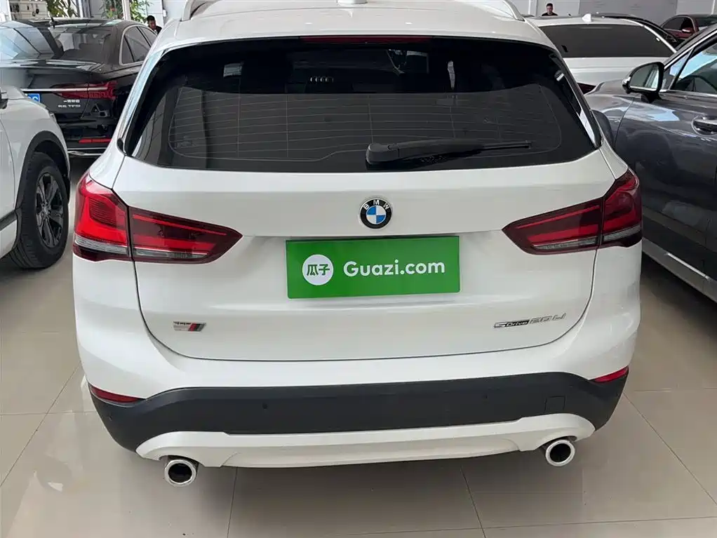 BMW X1 2021 sDrive20Li Fashion фото 4