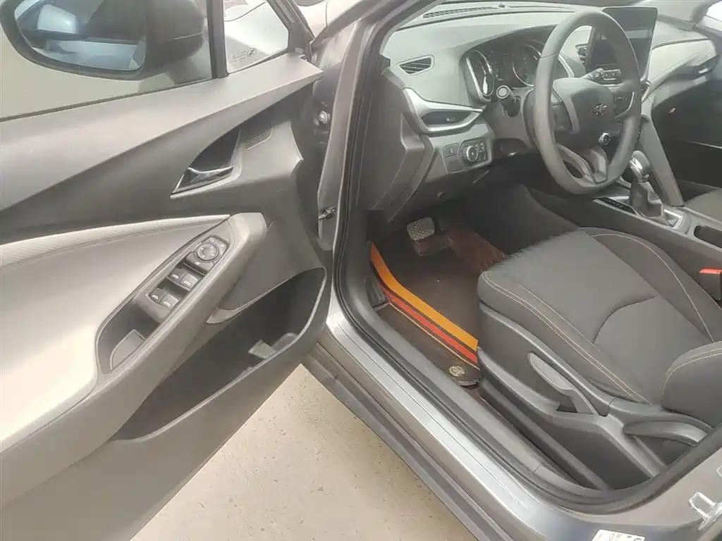 Chevrolet Volando 2019 530T Automatic Power Enjoyment Edition (5+2 seater) China VI фото 16