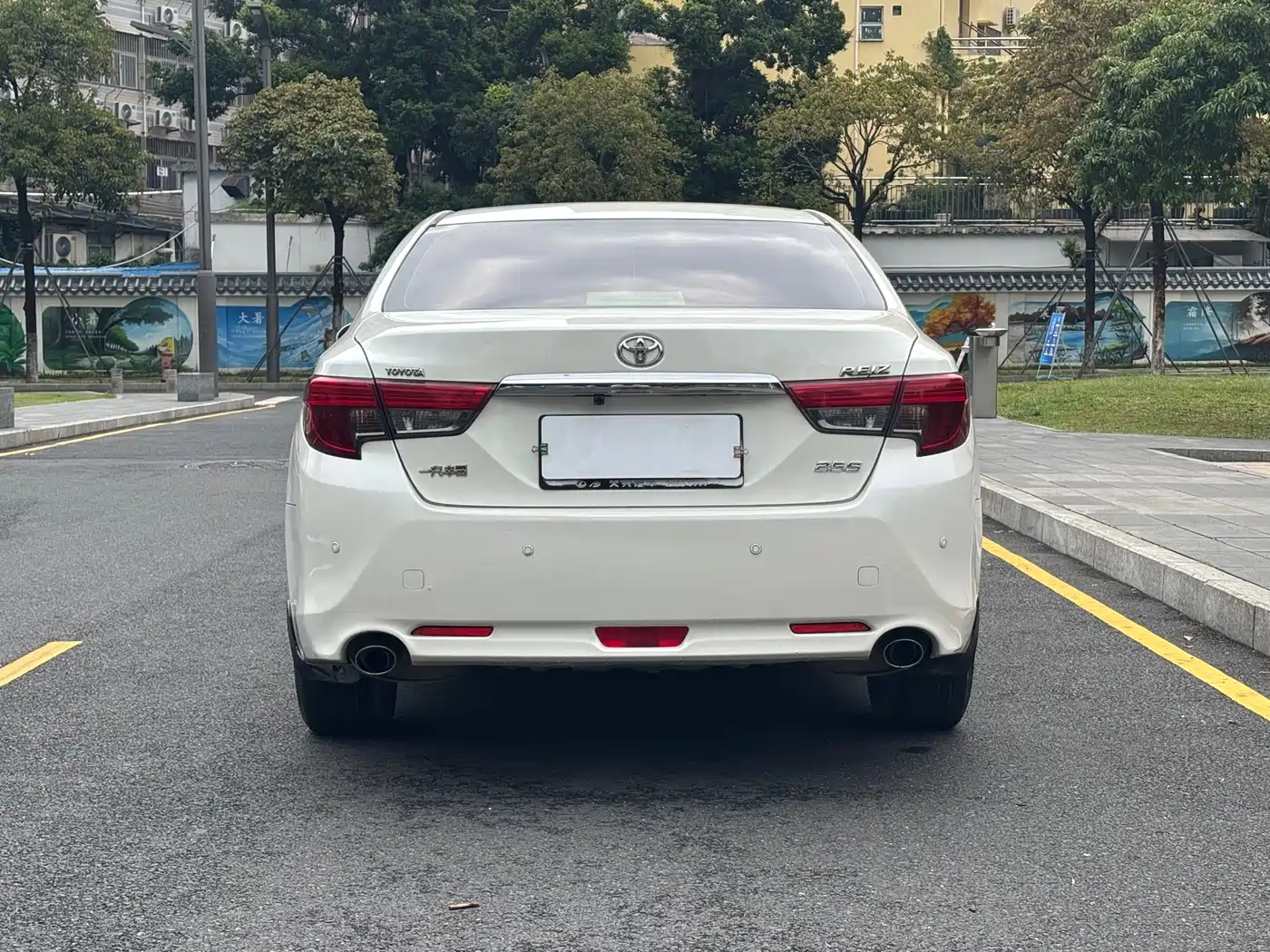 Toyota Reiz 2013 2.5S Elite Edition фото 19