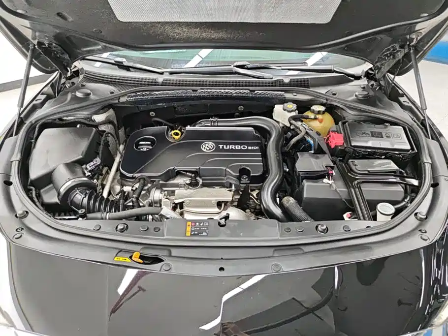 Buick Lacrosse, миниатюра 10