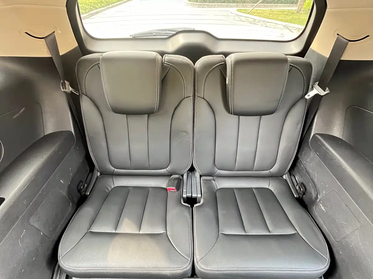 BYD Song MAX 2017 1.5T Auto Smart Connect Premium 7-seater фото 16