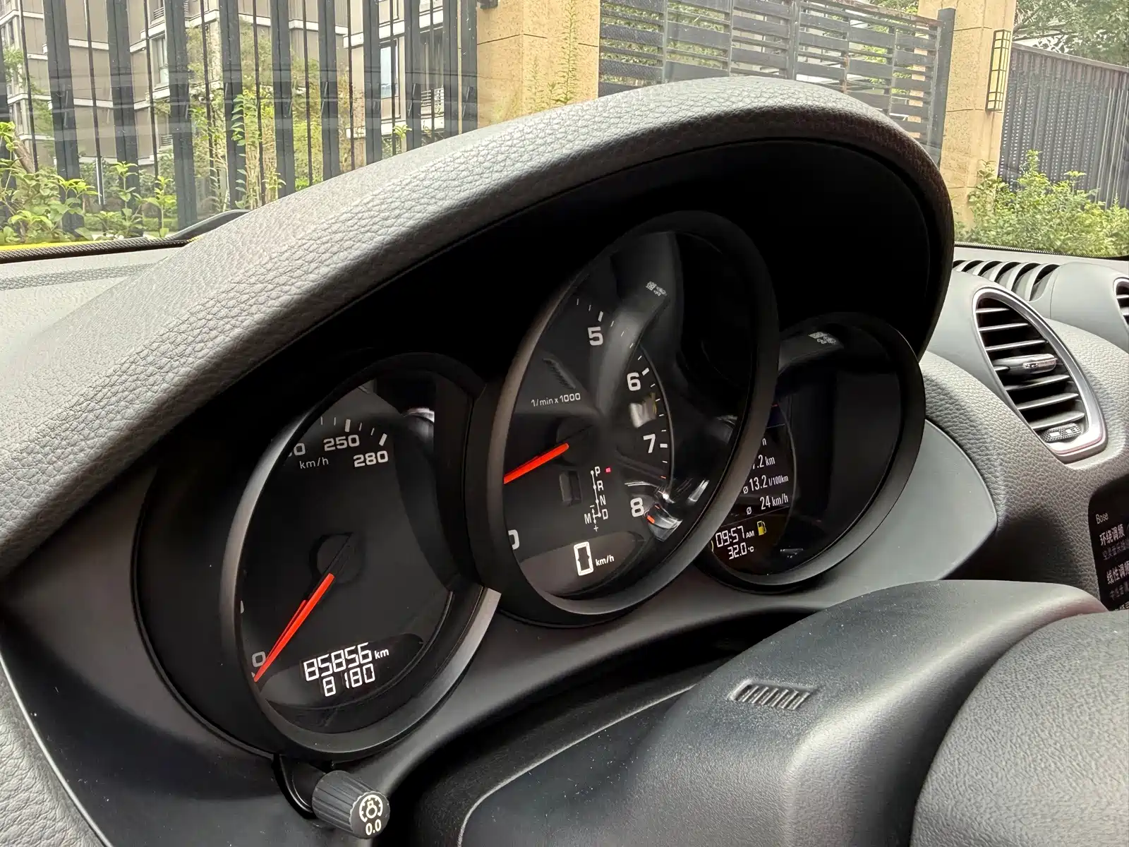 Photo 8 - Porsche 718