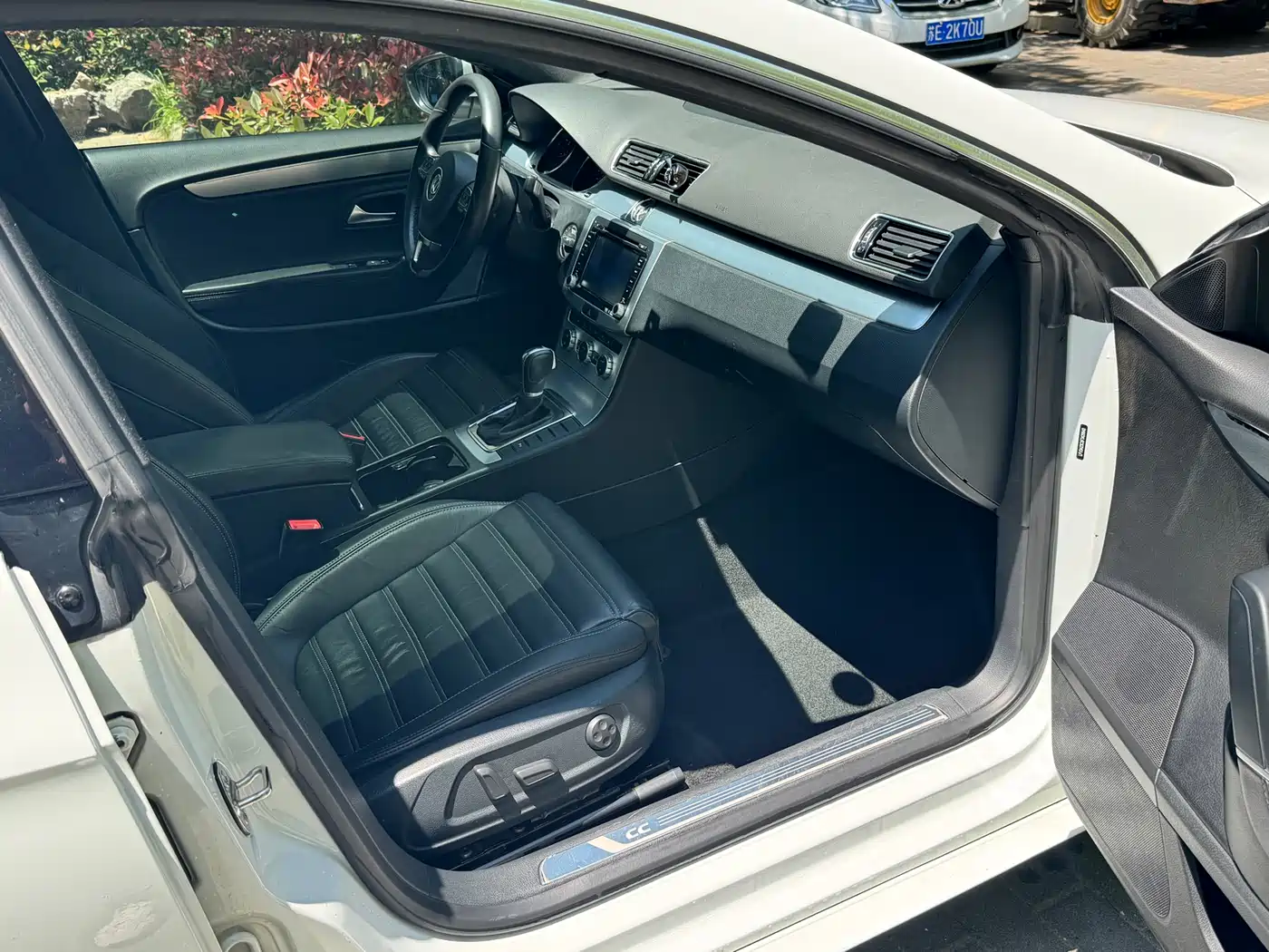 Volkswagen FAW-Volkswagen CC 2016 Model 1.8TSI Premium фото 11