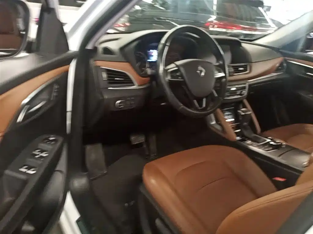 Borgward BX7 2017 2016 28T 2WD Elite 5-seater