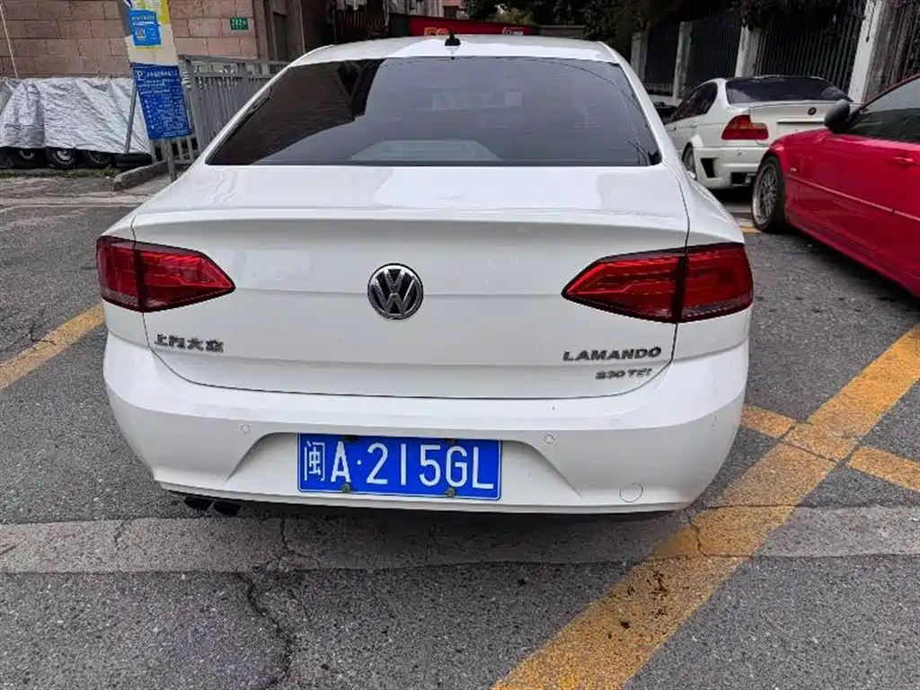 Volkswagen Lamando 2018 230TSI DSG Trend Edition фото 5
