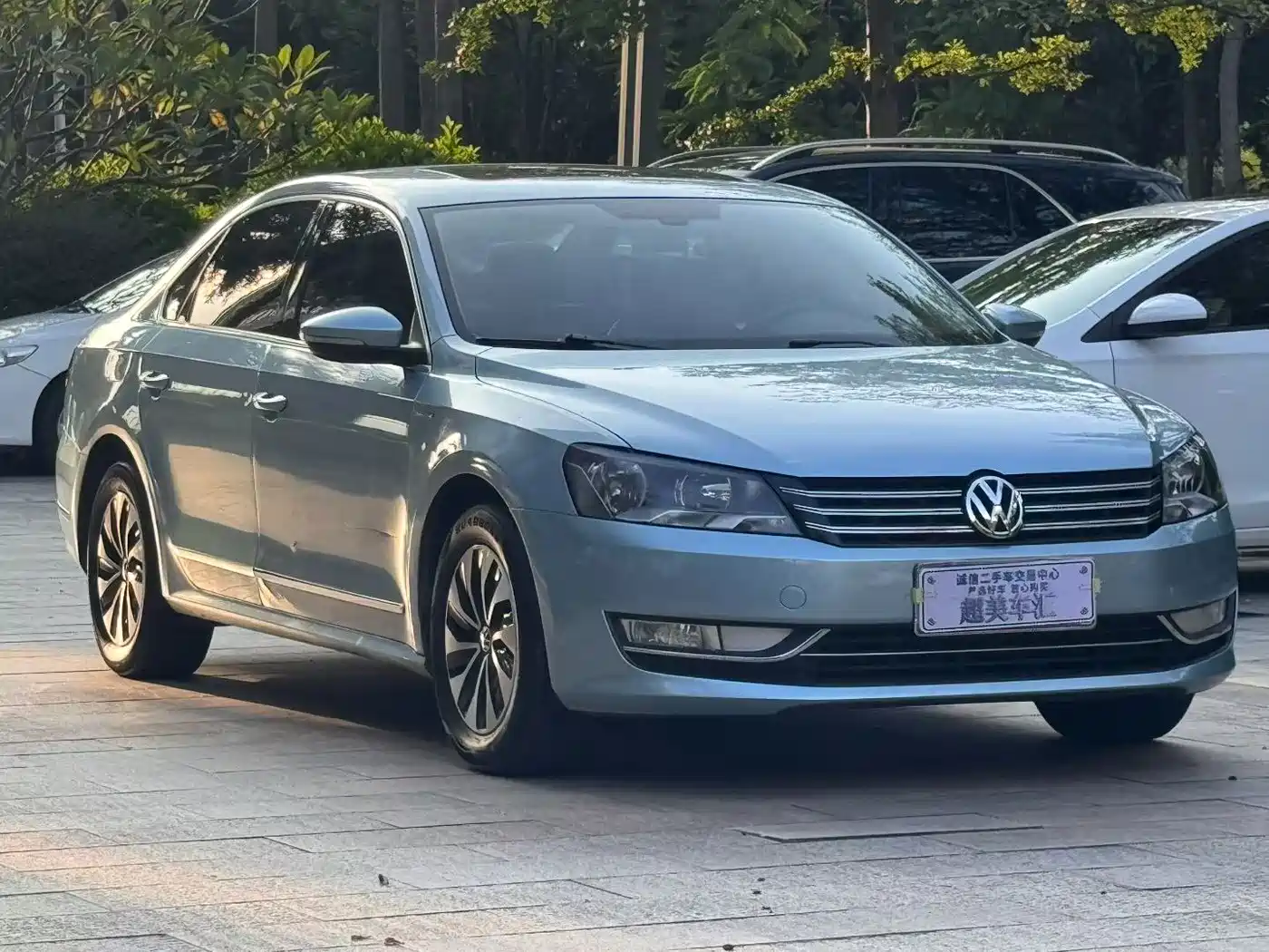 Фото 3 - Volkswagen Passat