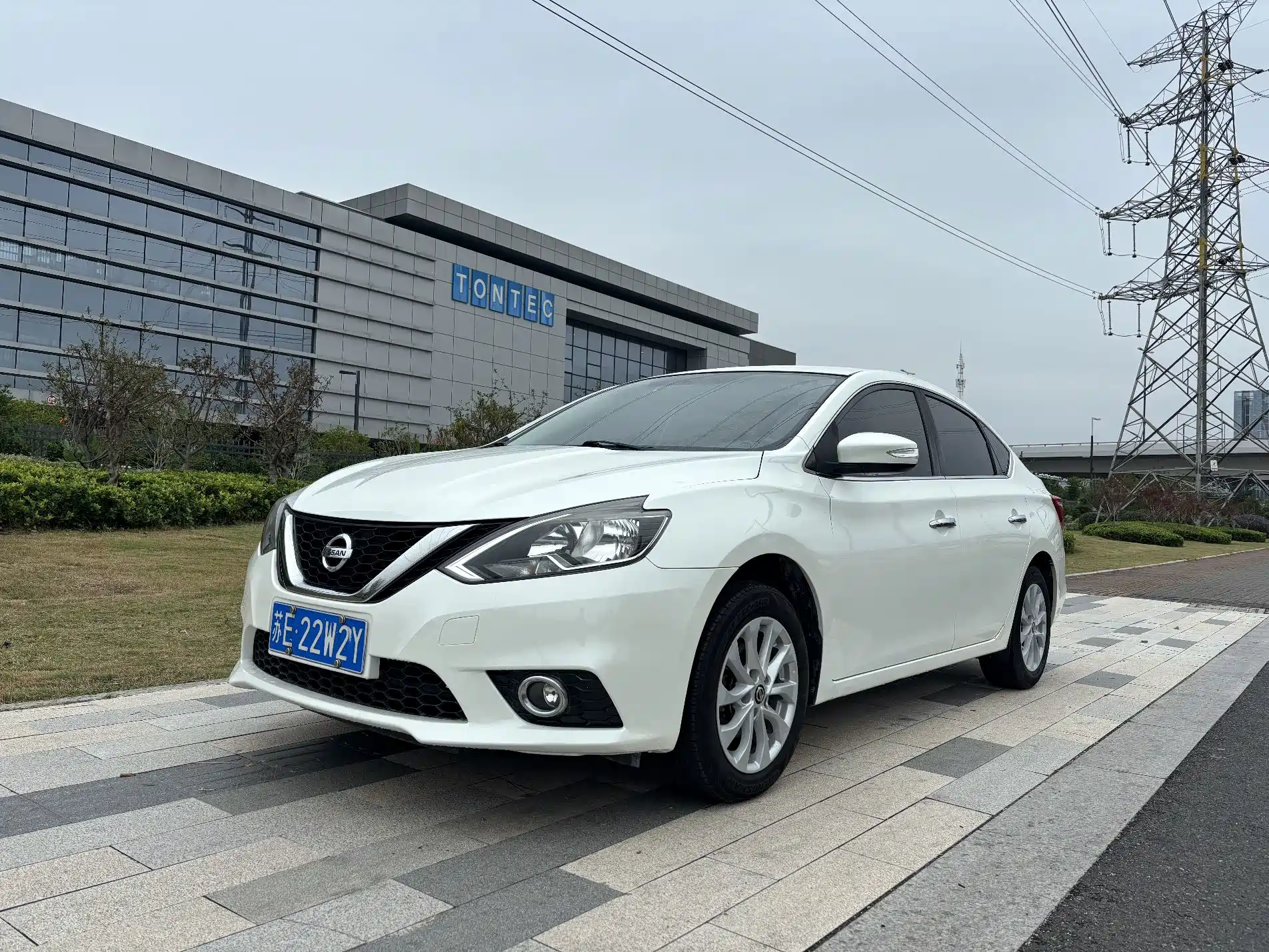 Photo 1 - Nissan Sylphy