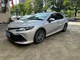 Фото 1 - Toyota Camry