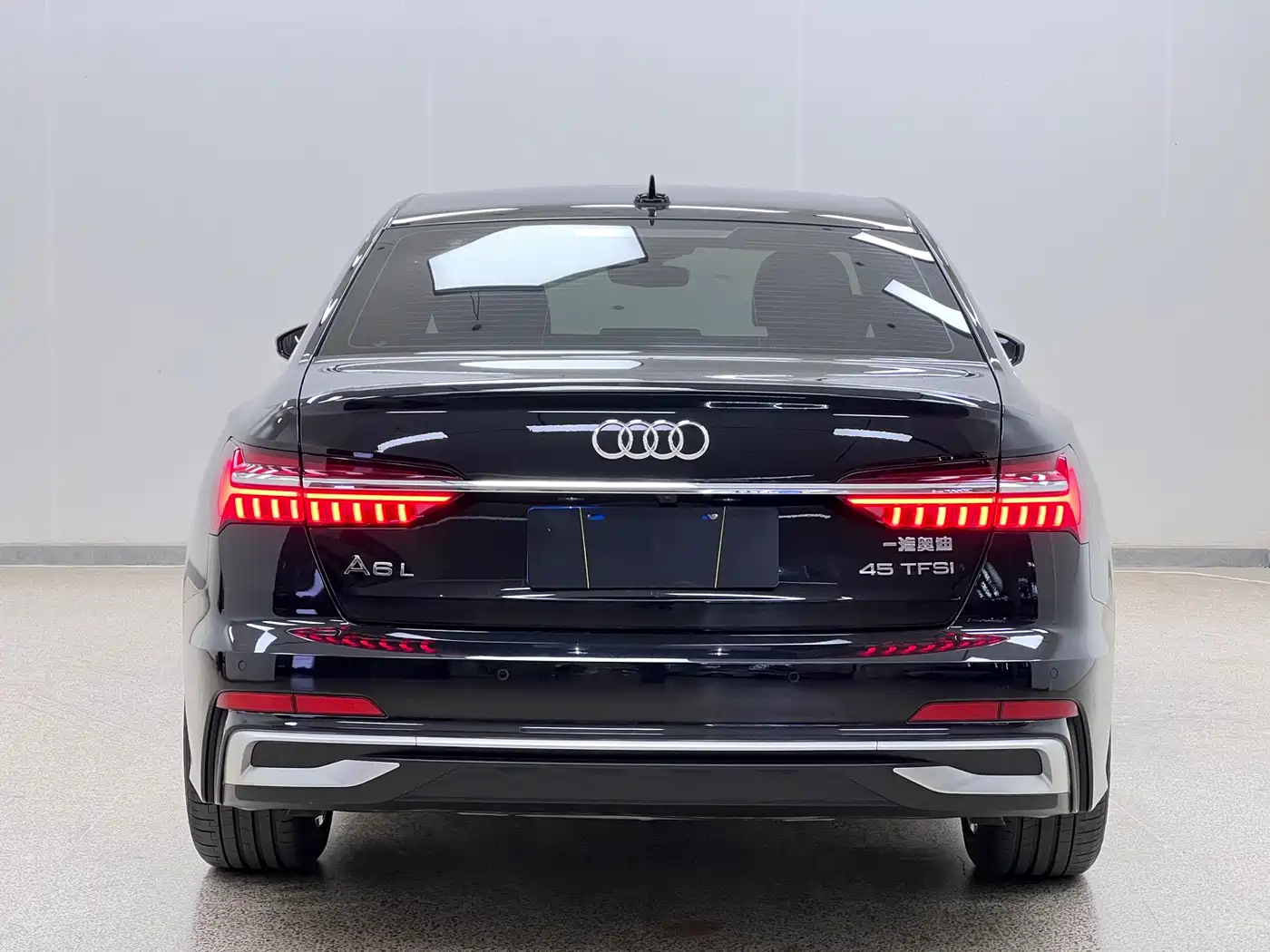 Audi A6L 2024 45 TFSI Premium Dynamic фото 6